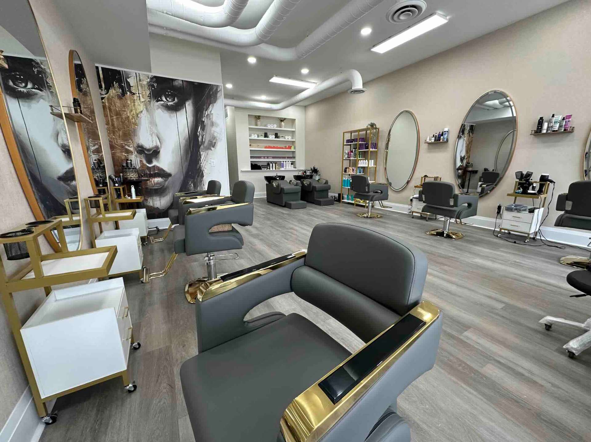 Dolce Bella Salon Interior